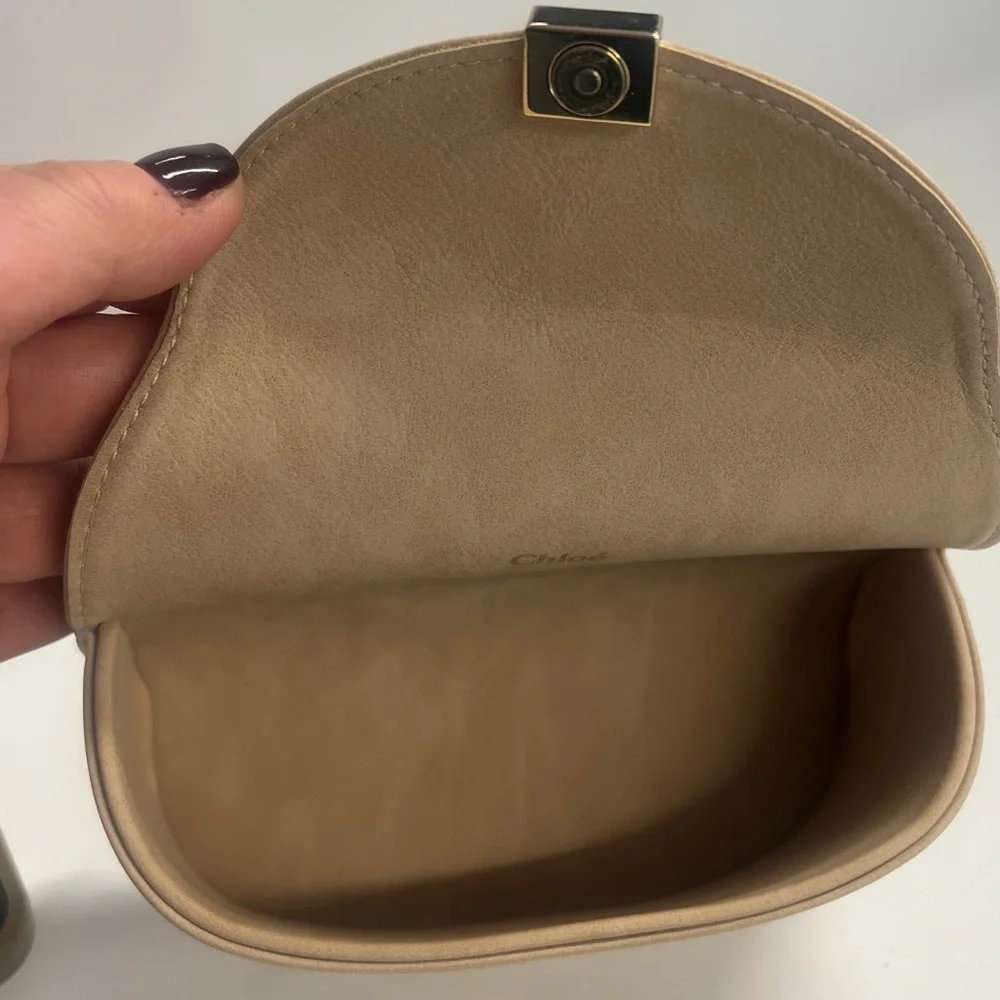 Chloé Large Tan Beige Structured Snap Sunglasses Case